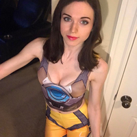 amouranth - BRKN0Xhji8M-aaIg3Zik-pjhR2iTh.jpg